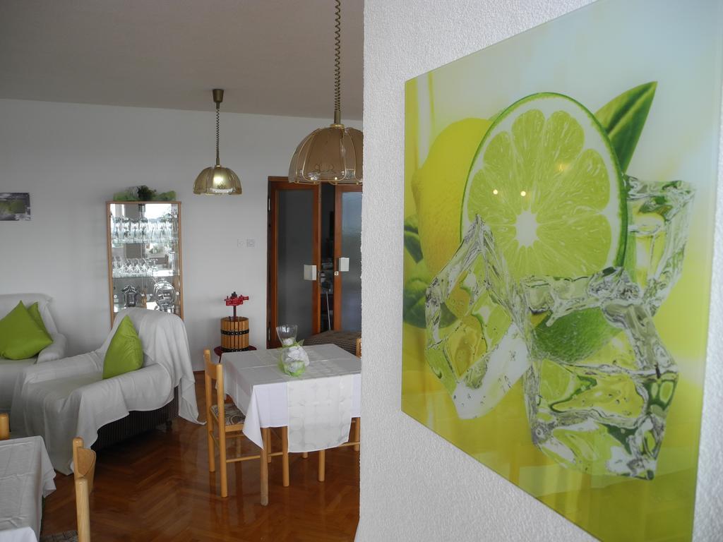 Hotel Privathaus Marija à Dramalj Extérieur photo